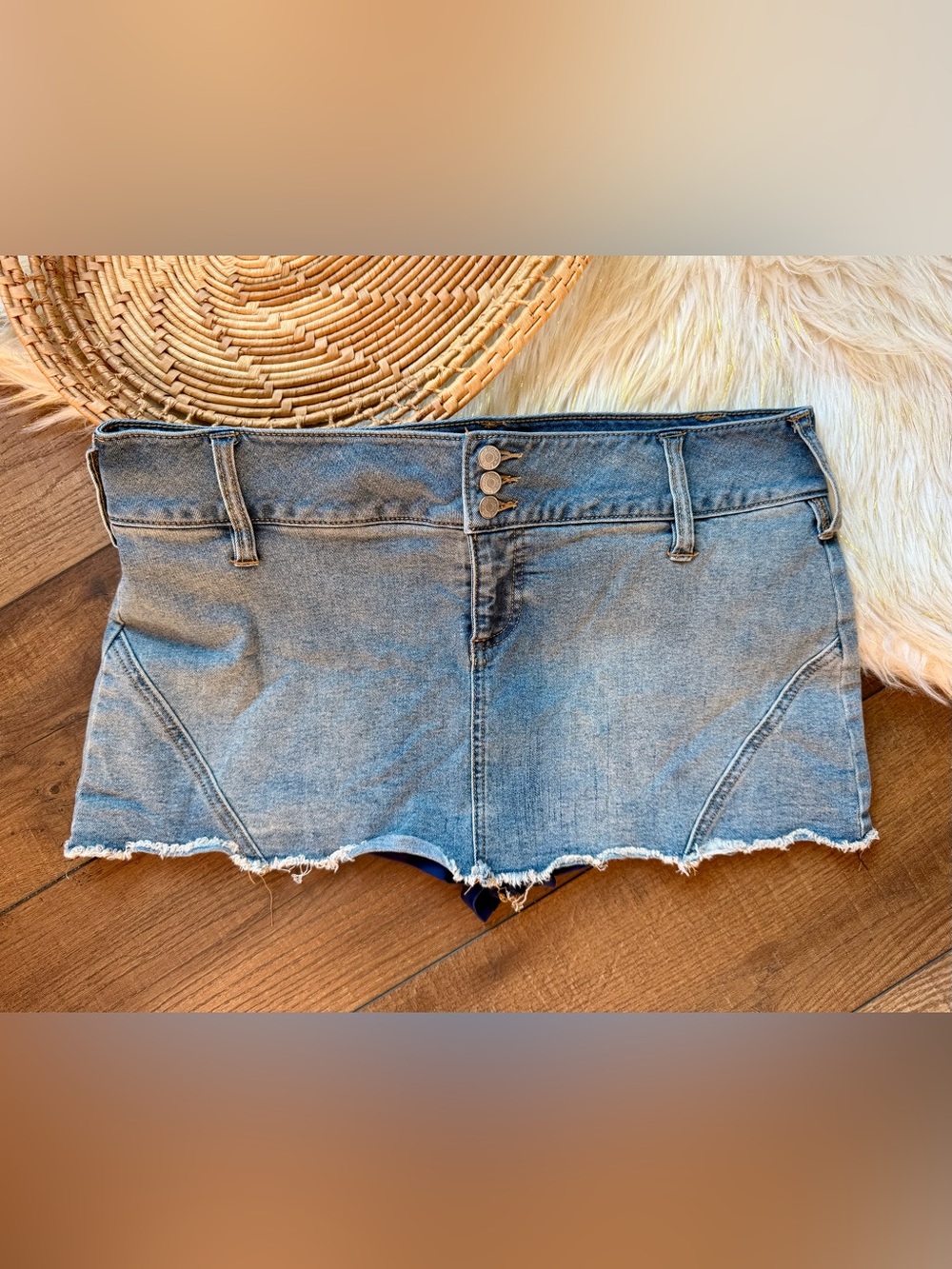 Madden Girl Y2K Low Rise Frayed Hem Denim Micro Mini Skort Skirt Size Large